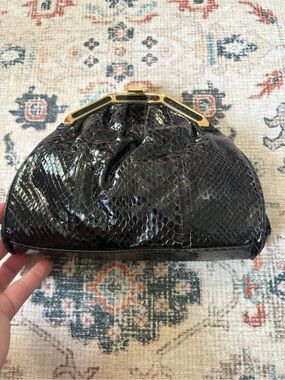 Vintage Fiona Black Snakeskin Textured Frame Clutch Gold Chain Evening Bag